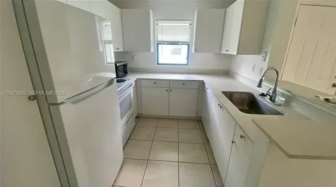 4071 NW 87th Avenue Sunrise FL 33351