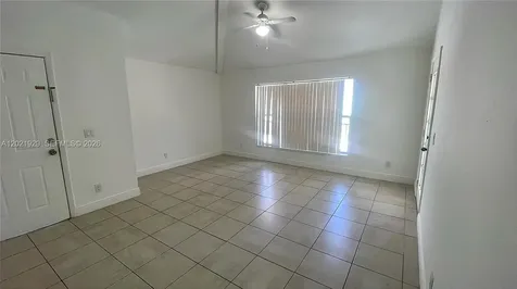 4071 NW 87th Avenue Sunrise FL 33351