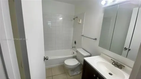 4071 NW 87th Avenue Sunrise FL 33351