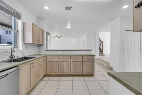 5175 NW 108th Place Doral FL 33178