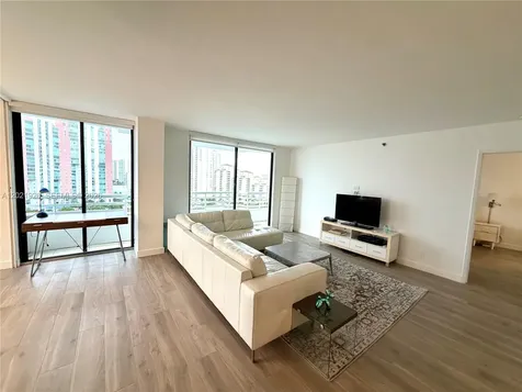 3300 NE 192nd Street Aventura FL 33180