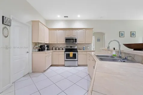 115 Kapok Crescent Royal Palm Beach FL 33411
