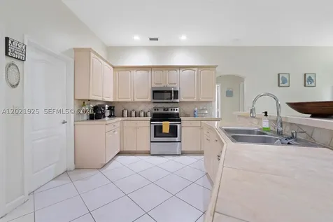 115 Kapok Crescent Royal Palm Beach FL 33411