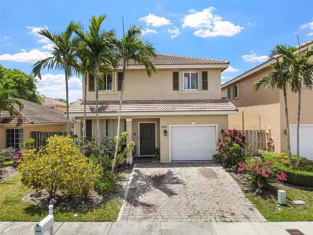 8956 SW 215th Terrace Cutler Bay FL 33189