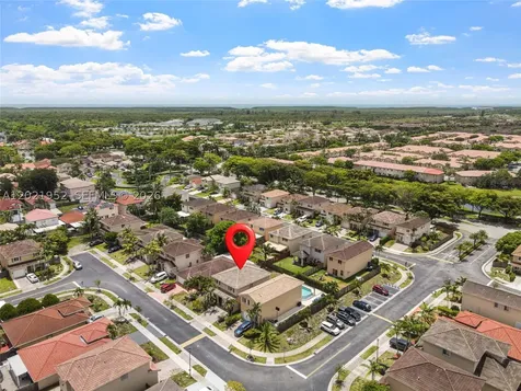 8956 SW 215th Terrace Cutler Bay FL 33189