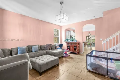 8956 SW 215th Terrace Cutler Bay FL 33189