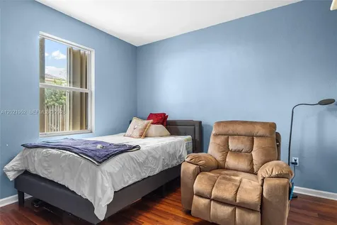 8956 SW 215th Terrace Cutler Bay FL 33189