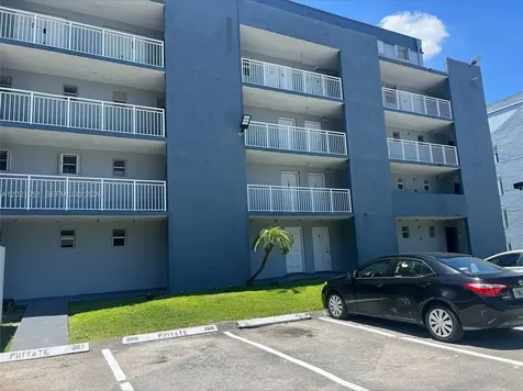 9359 Fontainebleau Boulevard Miami FL 33172