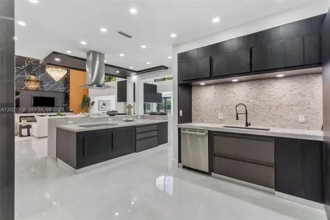 7011 Hialeah Lane Parkland FL 33067