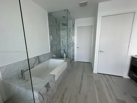 480 NE 31st Street Miami FL 33137