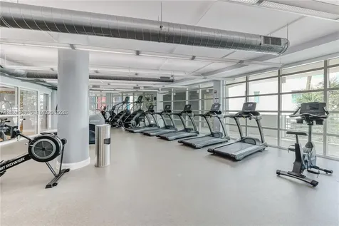 253 NE 2nd Street Miami FL 33132