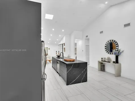 500 NE 199th Terrace Miami FL 33179