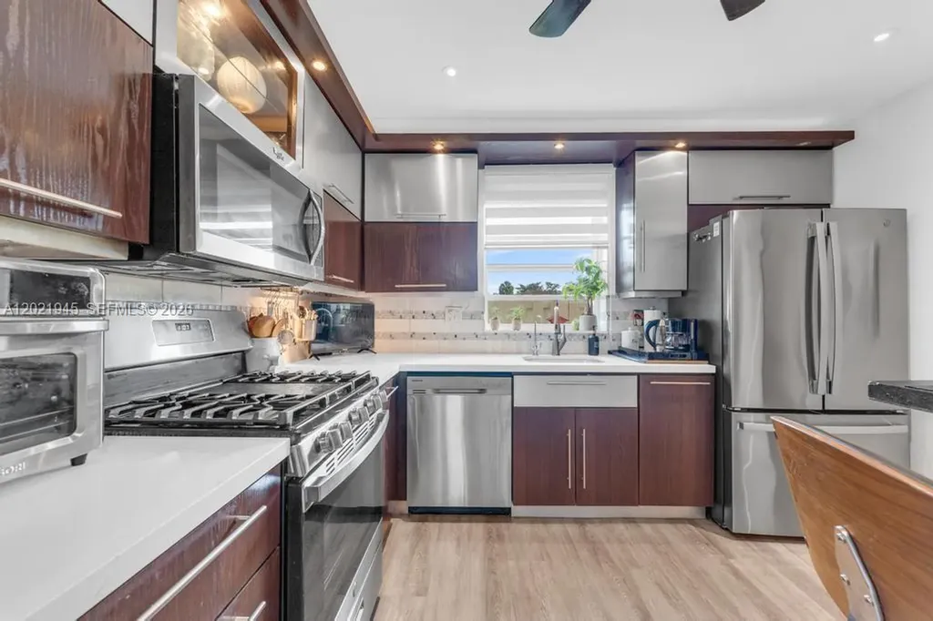 8394 SW 154th Avenue Miami FL 33193
