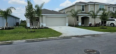 20190 Caroline Creek Lehigh Acres FL 33974
