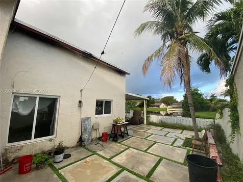 901 Cumberland Terrace Davie FL 33325
