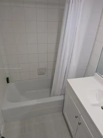 3680 Inverrary Drive Lauderhill FL 33319