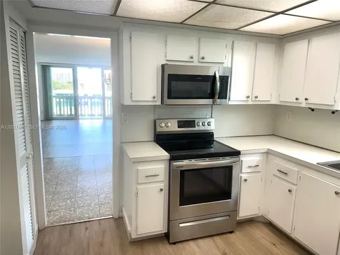 9501 E Bay Harbor Drive Bay Harbor Islands FL 33154