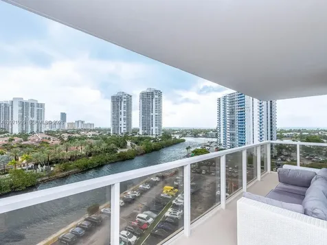 3701 N Country Club Drive Aventura FL 33180