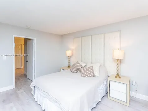 3701 N Country Club Drive Aventura FL 33180