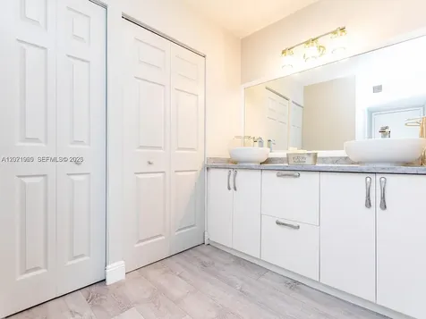 3701 N Country Club Drive Aventura FL 33180
