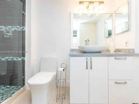 3701 N Country Club Drive Aventura FL 33180