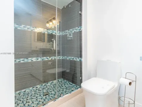3701 N Country Club Drive Aventura FL 33180