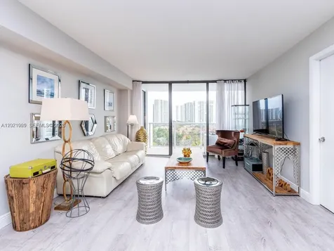 3701 N Country Club Drive Aventura FL 33180