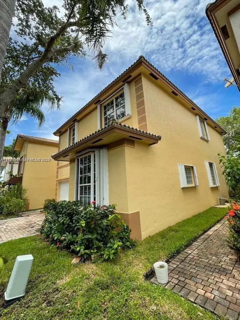 1261 Hayes Street Hollywood FL 33019