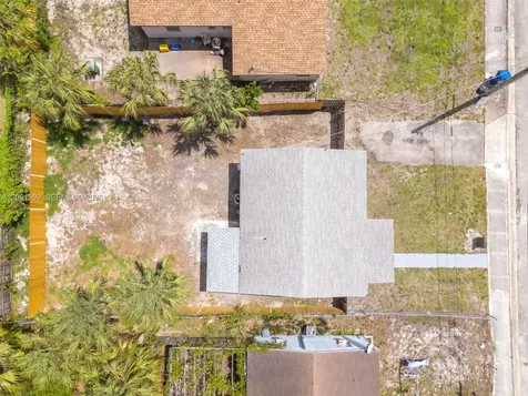 1660 W 26th Street Riviera Beach FL 33404