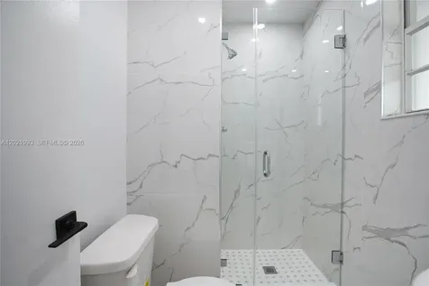630 W 72nd Place Hialeah FL 33014