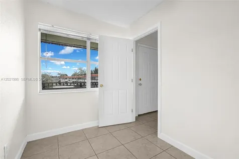 400 NW 65th Avenue Margate FL 33063