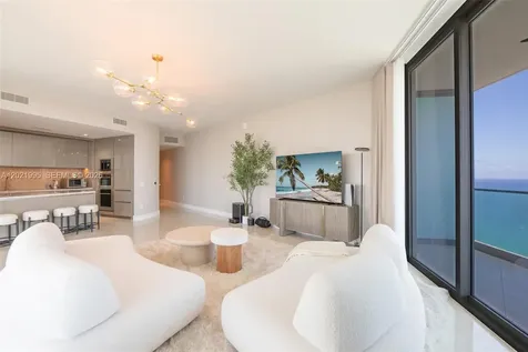 18975 Collins Avenue Sunny Isles Beach FL 33160