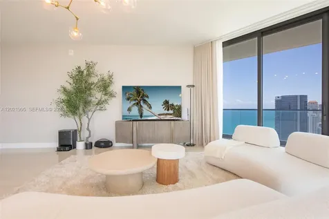 18975 Collins Avenue Sunny Isles Beach FL 33160