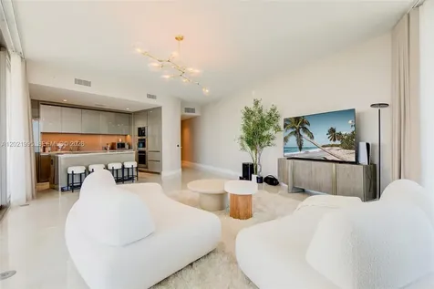 18975 Collins Avenue Sunny Isles Beach FL 33160