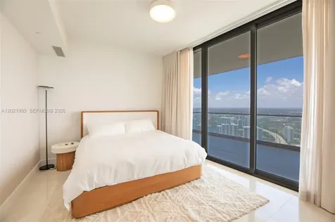 18975 Collins Avenue Sunny Isles Beach FL 33160