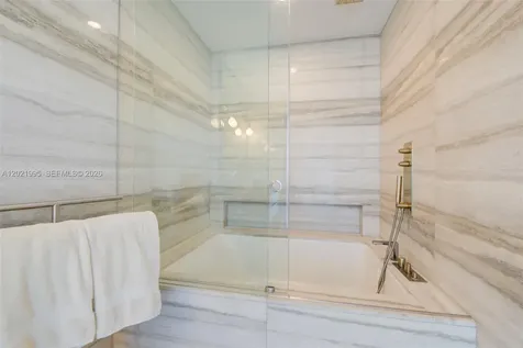 18975 Collins Avenue Sunny Isles Beach FL 33160