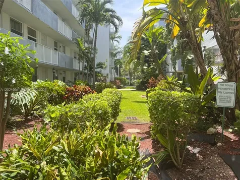 1801 S Treasure Drive North Bay Village FL 33141