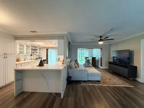 2631 NW 94th Avenue Sunrise FL 33322