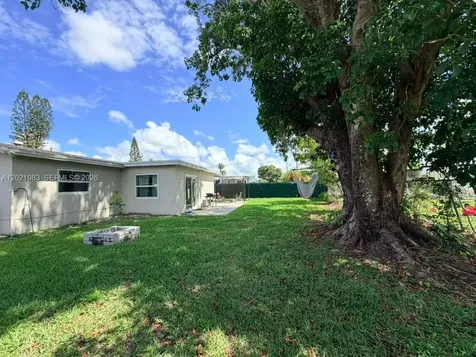 2631 NW 94th Avenue Sunrise FL 33322