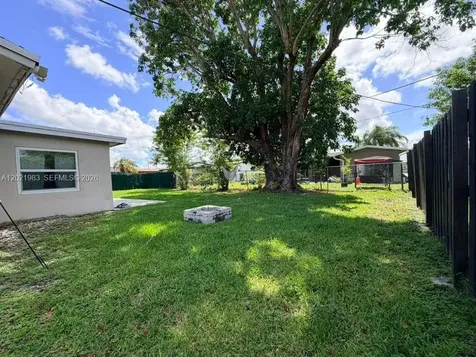 2631 NW 94th Avenue Sunrise FL 33322