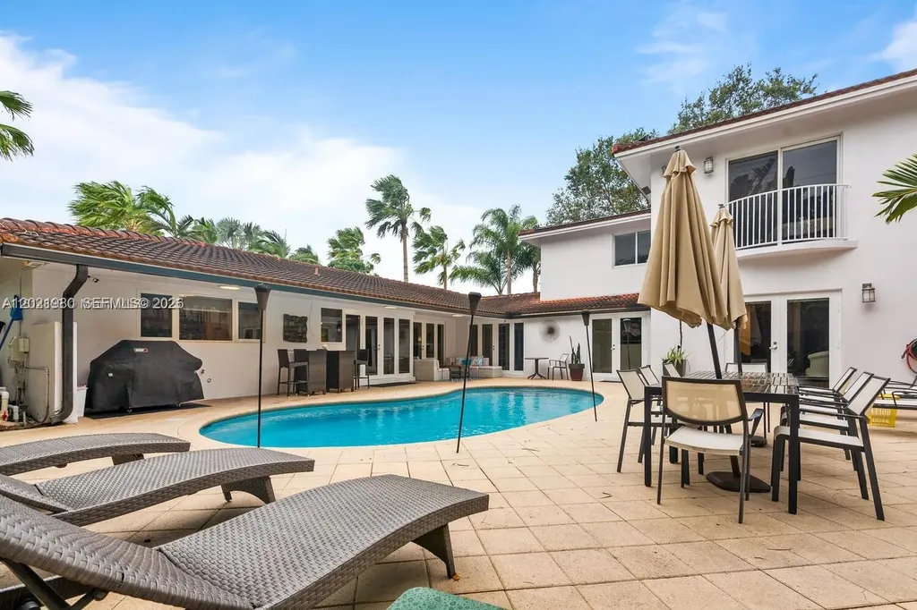4101 Bayview Drive Fort Lauderdale FL 33308