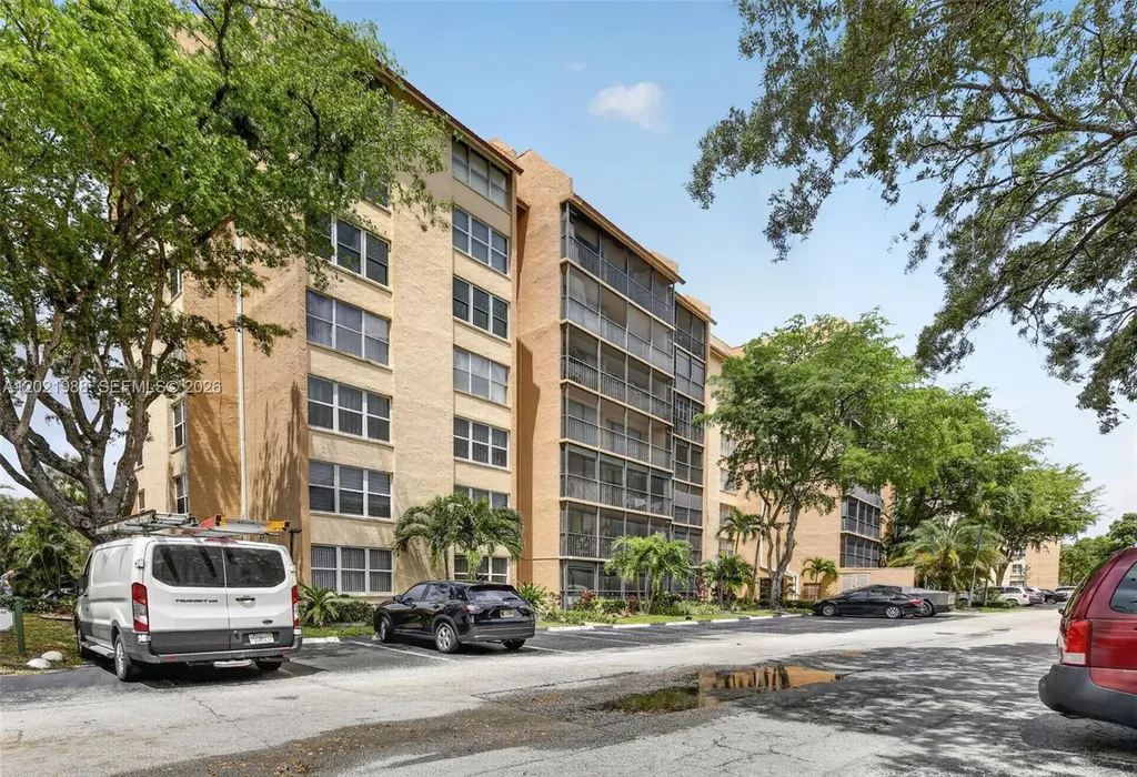 3771 Environ Boulevard Lauderhill FL 33319