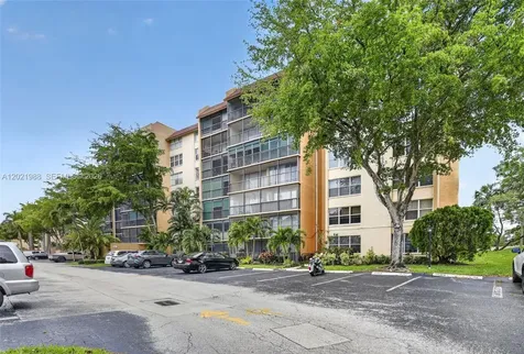 3771 Environ Boulevard Lauderhill FL 33319