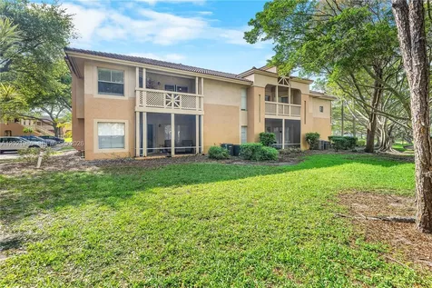 4759 Via Palm Lakes West Palm Beach FL 33417