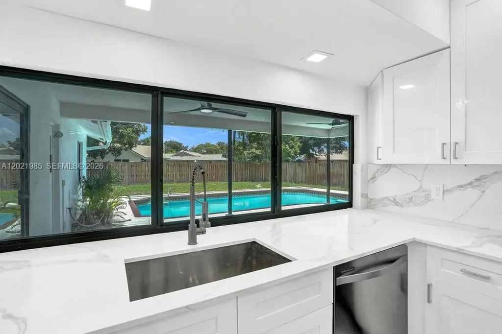 8775 SW 1st Place Coral Springs FL 33071