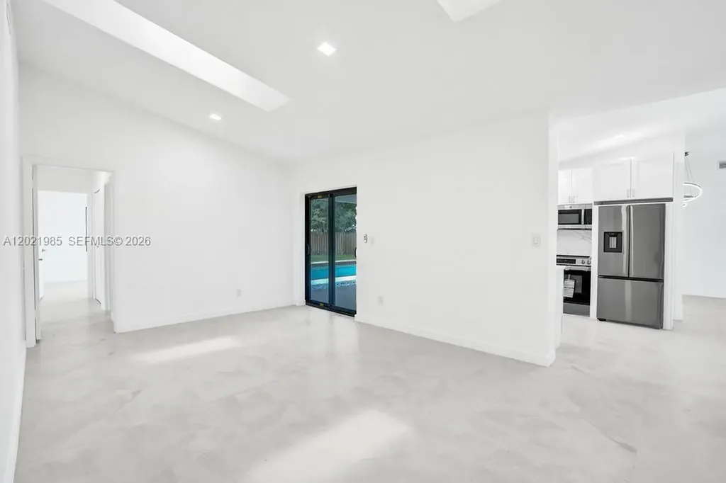 8775 SW 1st Place Coral Springs FL 33071