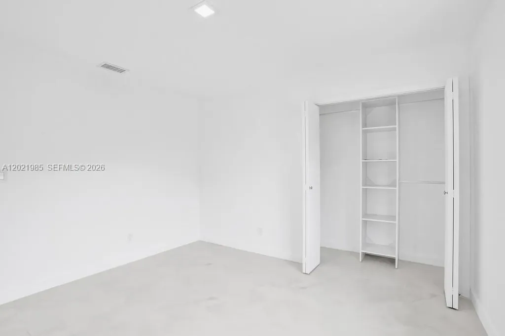 8775 SW 1st Place Coral Springs FL 33071