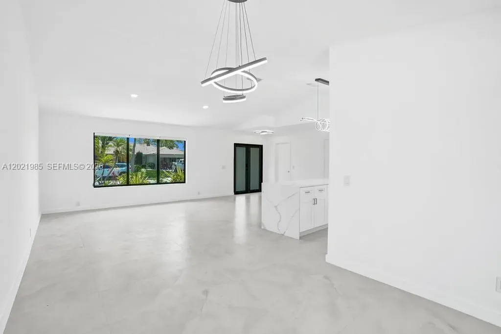 8775 SW 1st Place Coral Springs FL 33071