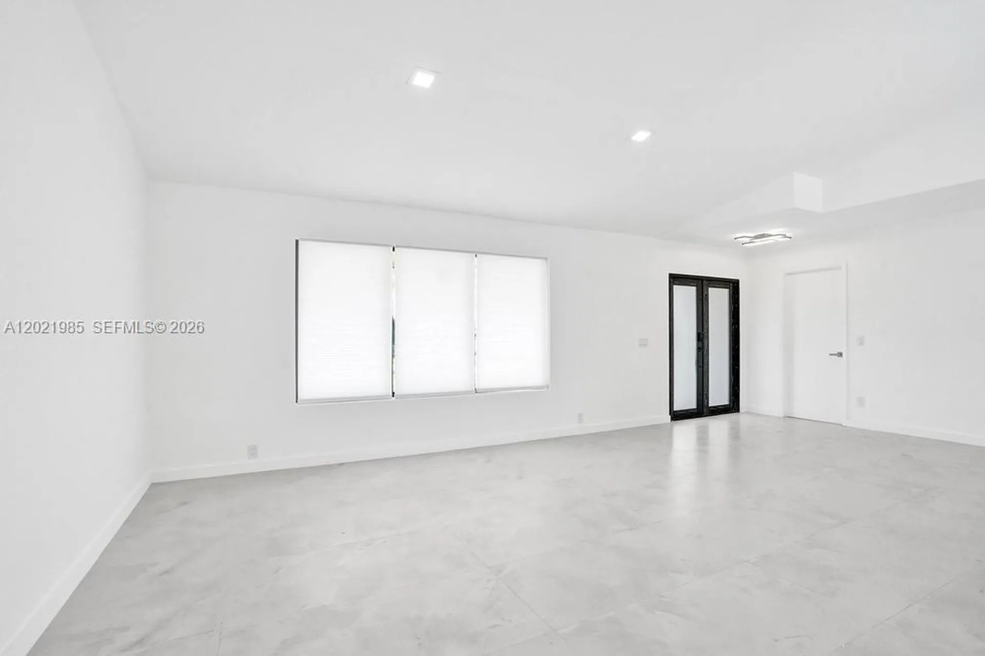 8775 SW 1st Place Coral Springs FL 33071