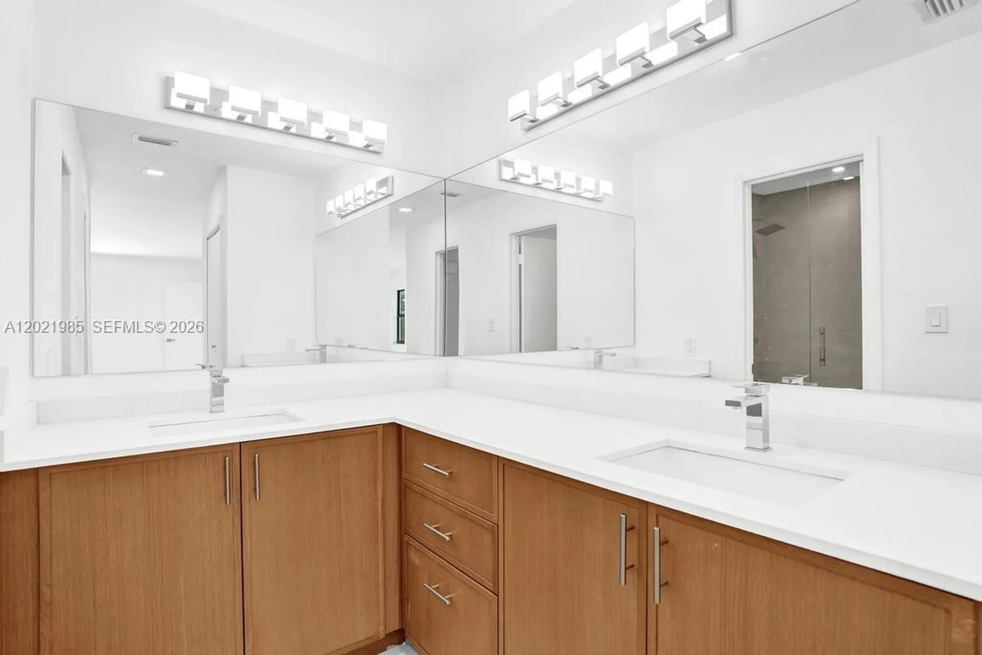 8775 SW 1st Place Coral Springs FL 33071